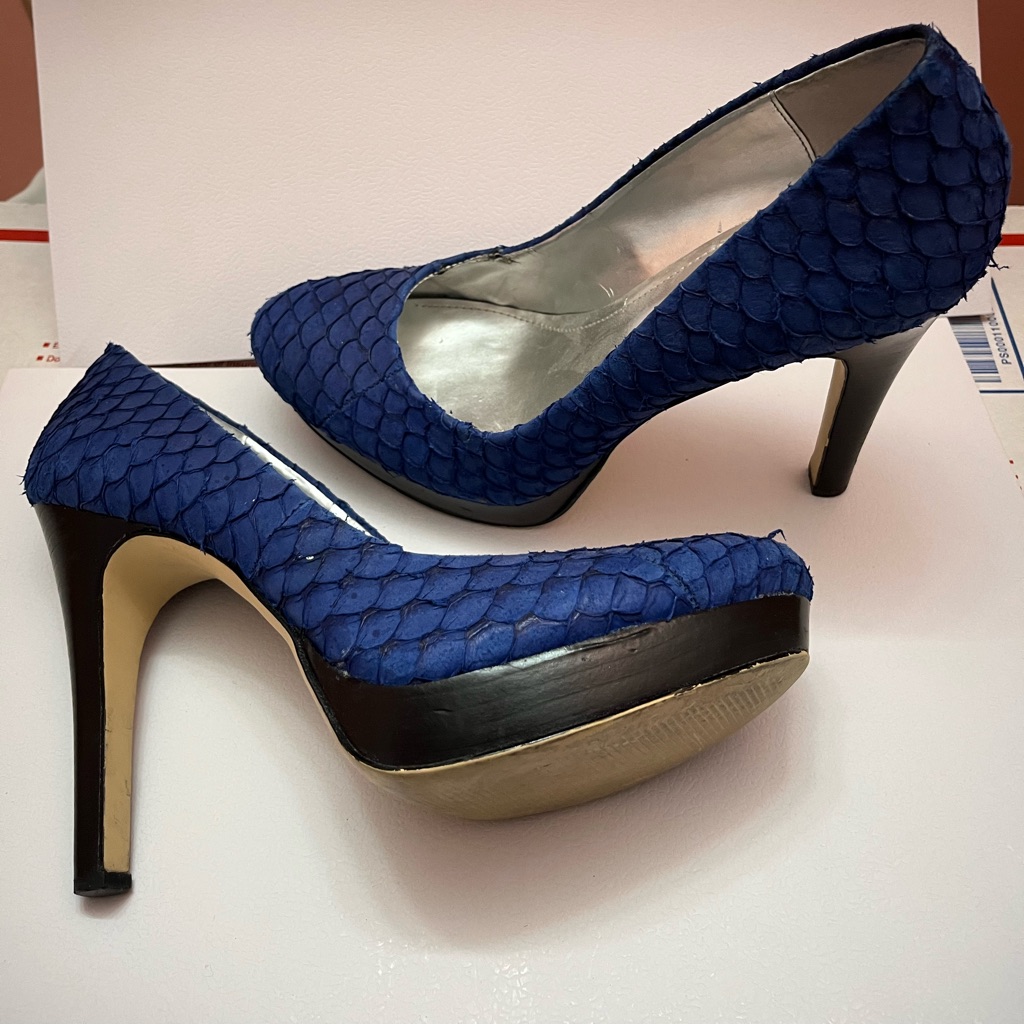 Very Unique Blue Platform Pumps From Calvin Klein